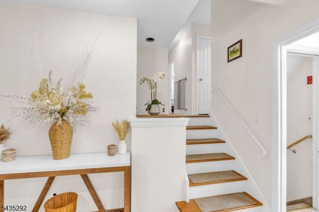 31 Monhegan Ave, Wayne Twp., NJ 07470