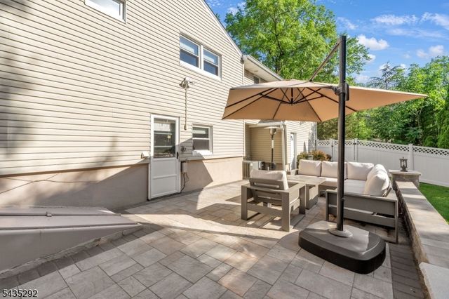 31 Monhegan Ave, Wayne Twp., NJ 07470