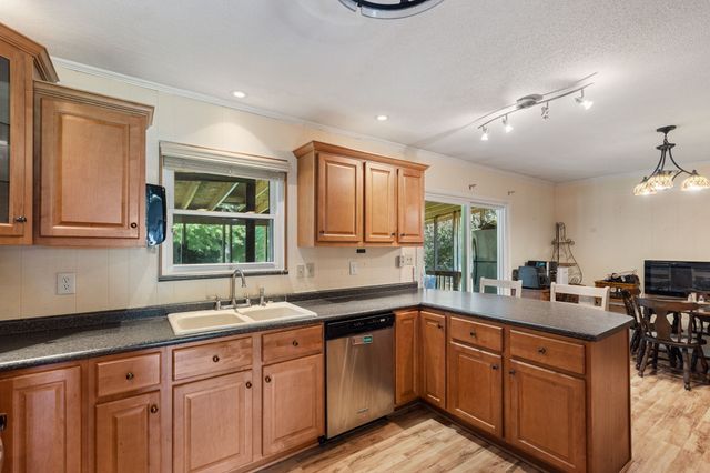 4632 Nell Ave, NW, Cleveland, TN 37312