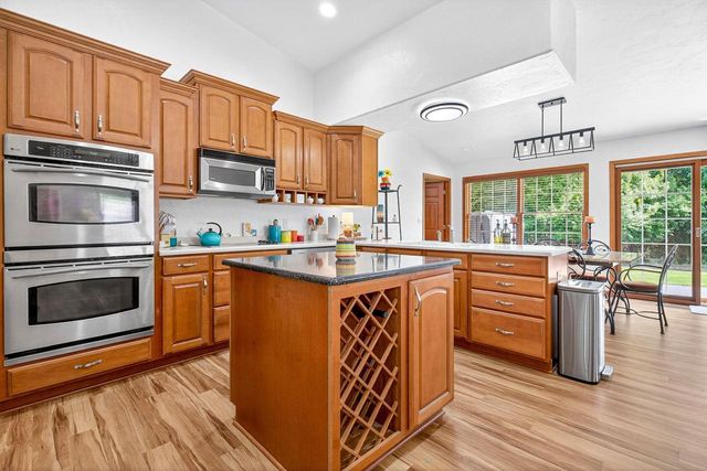 4424 HARBOR VILLAGE DRIVE, Omro, WI 54963