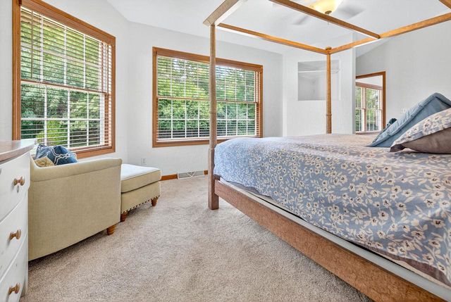 4424 HARBOR VILLAGE DRIVE, Omro, WI 54963