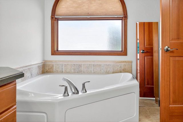 4424 HARBOR VILLAGE DRIVE, Omro, WI 54963