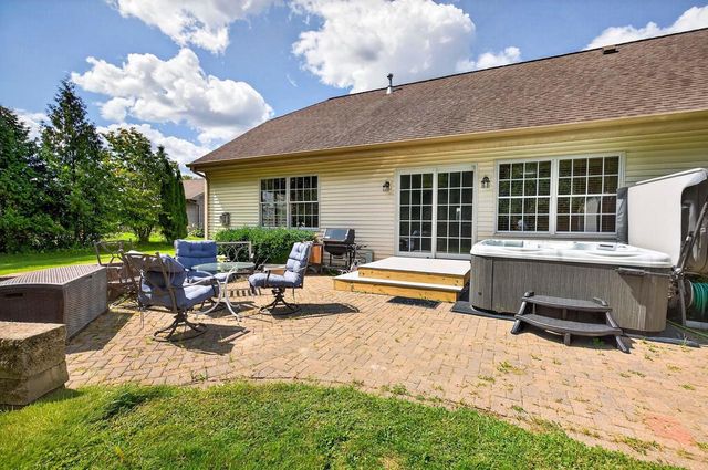4424 HARBOR VILLAGE DRIVE, Omro, WI 54963