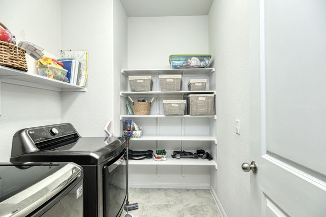 532 Tanda LN, Hutto, TX 78634
