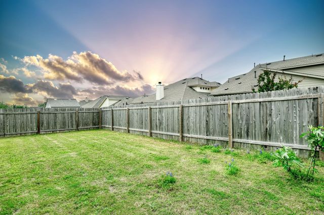 532 Tanda LN, Hutto, TX 78634