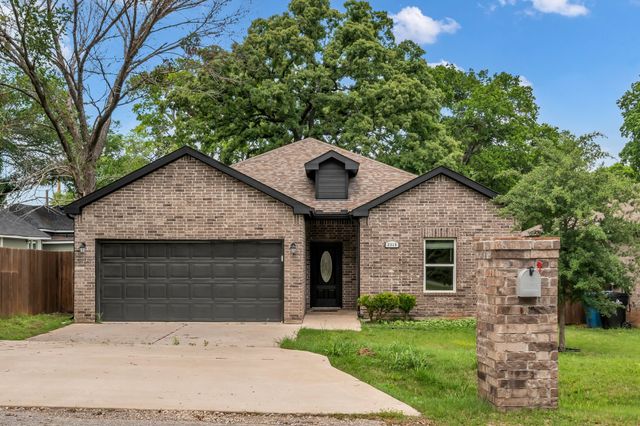 2315 W Bond Street, Denison, TX 75020