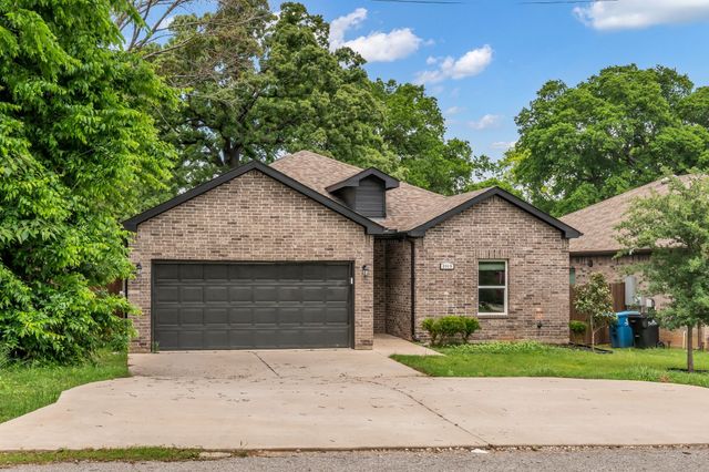 2315 W Bond Street, Denison, TX 75020