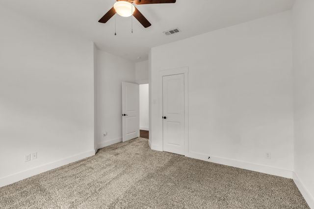 2315 W Bond Street, Denison, TX 75020