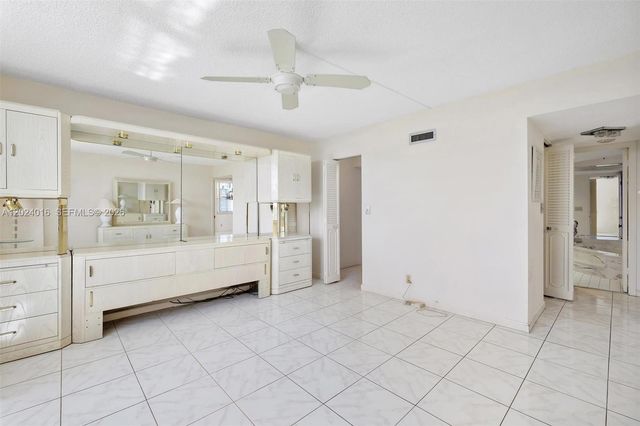 1865 S Ocean Dr 15L, Hallandale Beach, FL 33009