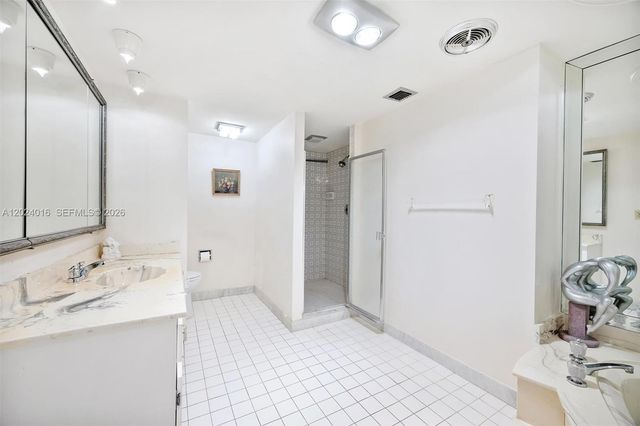 1865 S Ocean Dr 15L, Hallandale Beach, FL 33009