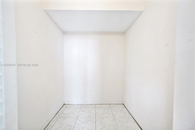 1865 S Ocean Dr 15L, Hallandale Beach, FL 33009
