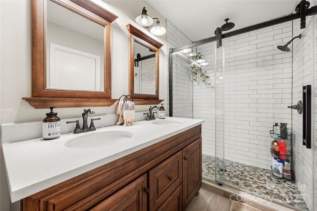 2010 Monticello Drive, Gastonia, NC 28056