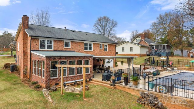 2010 Monticello Drive, Gastonia, NC 28056