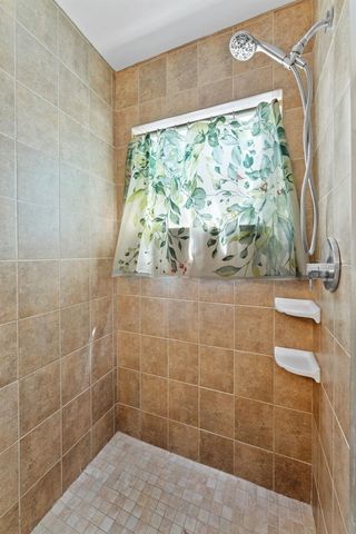 1435 CLUB DRIVE, Tarpon Springs, FL 34689