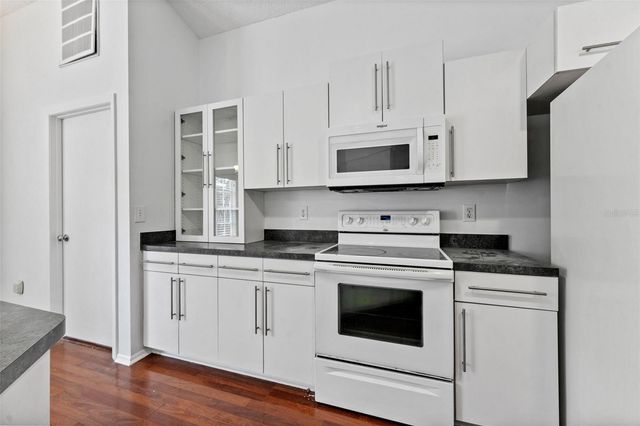1435 CLUB DRIVE, Tarpon Springs, FL 34689