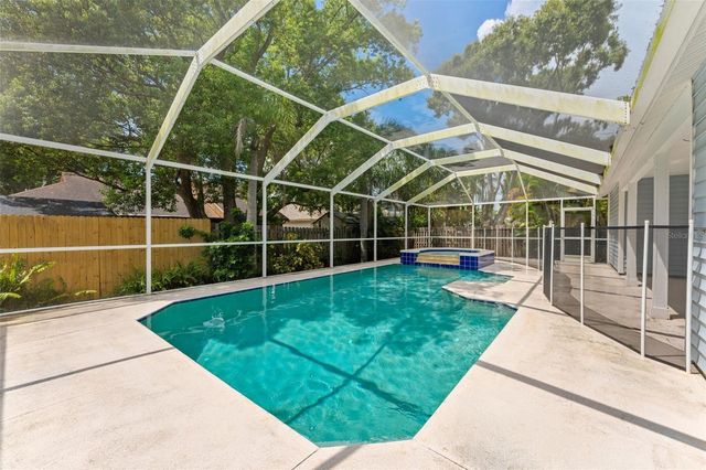 1435 CLUB DRIVE, Tarpon Springs, FL 34689