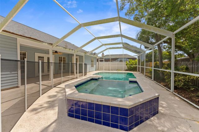 1435 CLUB DRIVE, Tarpon Springs, FL 34689