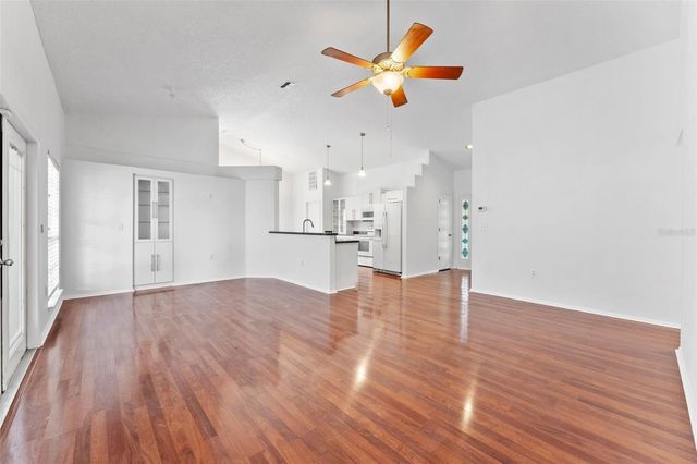 1435 CLUB DRIVE, Tarpon Springs, FL 34689