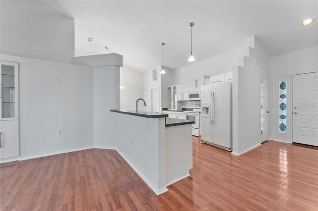 1435 CLUB DRIVE, Tarpon Springs, FL 34689