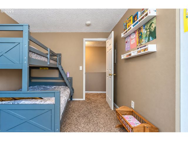 480 Ne 18TH St, Gresham, OR 97030