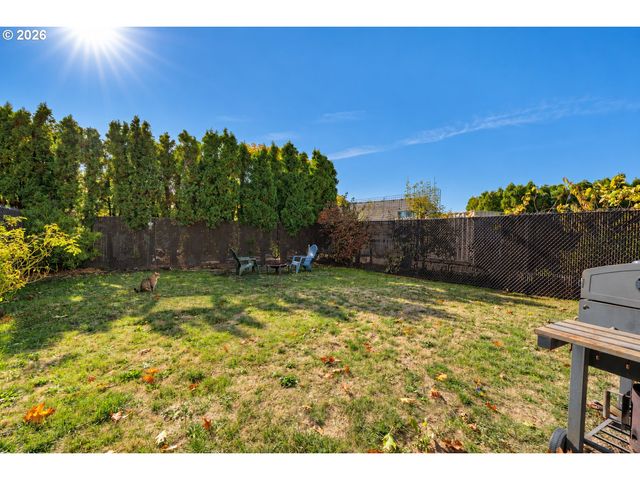 480 Ne 18TH St, Gresham, OR 97030
