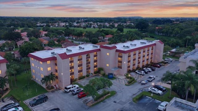 3251 HOLIDAY SPRINGS Boulevard 205, Margate, FL 33063