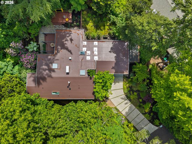 5330 Sw WESTDALE Dr, Portland, OR 97221