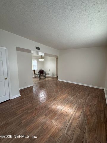 909 LA MARCHE Drive, Jacksonville, FL 32205