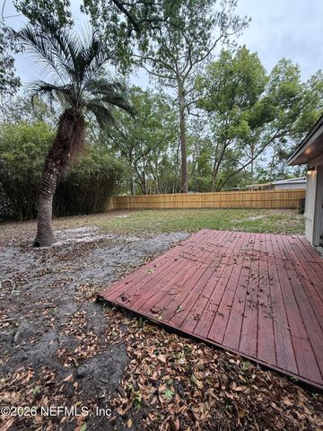 909 LA MARCHE Drive, Jacksonville, FL 32205