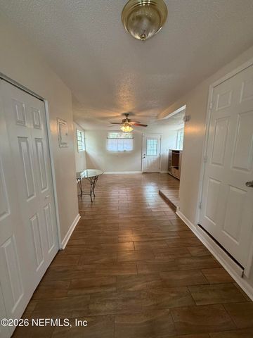 909 LA MARCHE Drive, Jacksonville, FL 32205