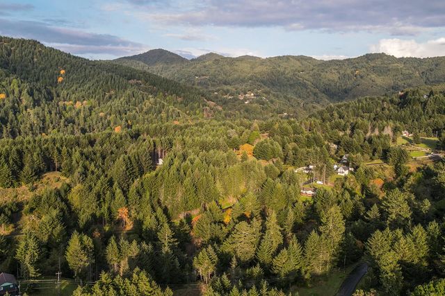 710 Upper Pacific Drive, Shelter Cove, CA 95589