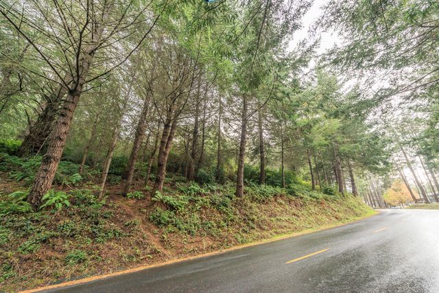 710 Upper Pacific Drive, Shelter Cove, CA 95589