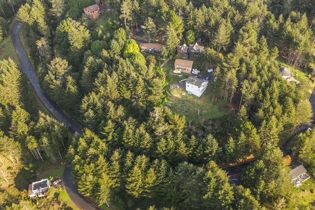 710 Upper Pacific Drive, Shelter Cove, CA 95589