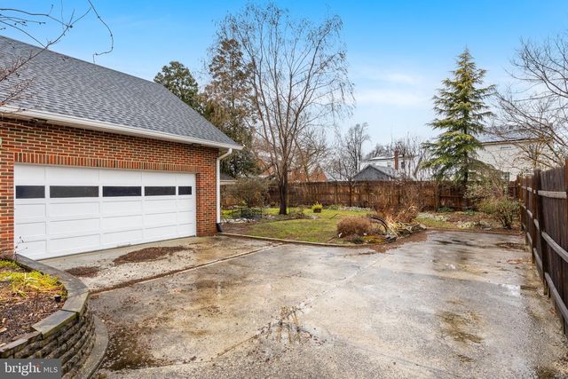 55 E EVESHAM RD, Runnemede, NJ 08078