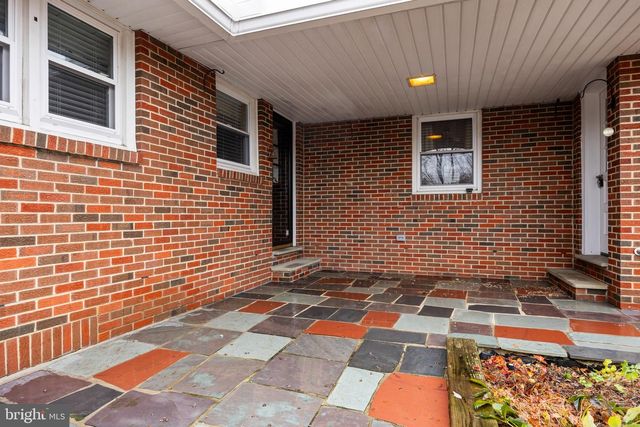 55 E EVESHAM RD, Runnemede, NJ 08078