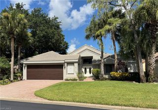 54 Grey Wing PT, Naples, FL 34113