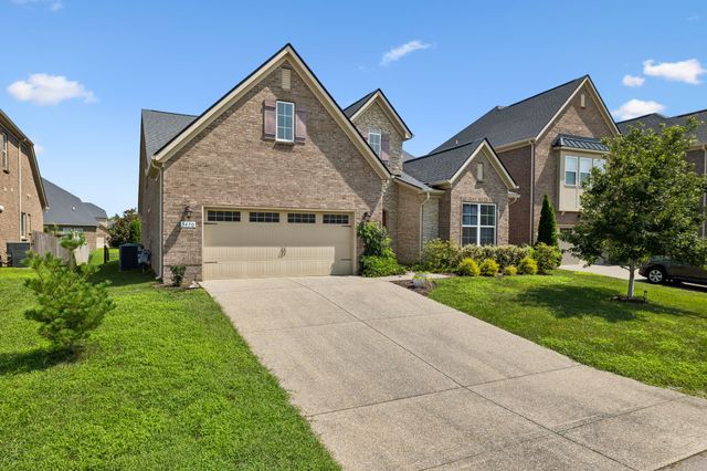 5470 Pisano St, Mount Juliet, TN 37122