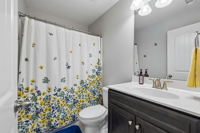 5470 Pisano St, Mount Juliet, TN 37122