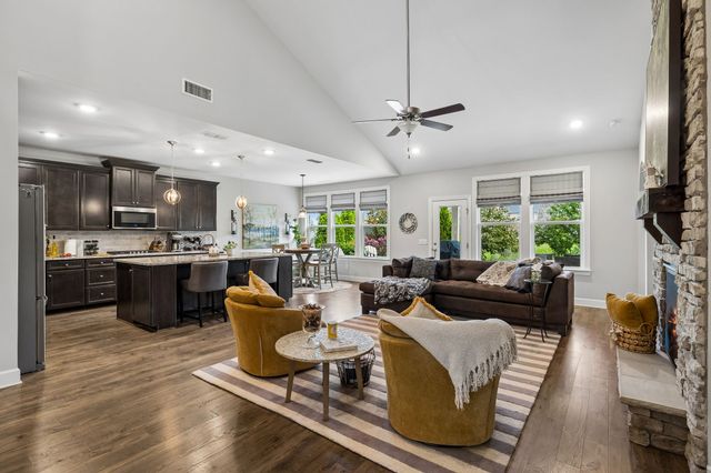 5470 Pisano St, Mount Juliet, TN 37122