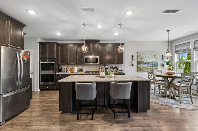 5470 Pisano St, Mount Juliet, TN 37122