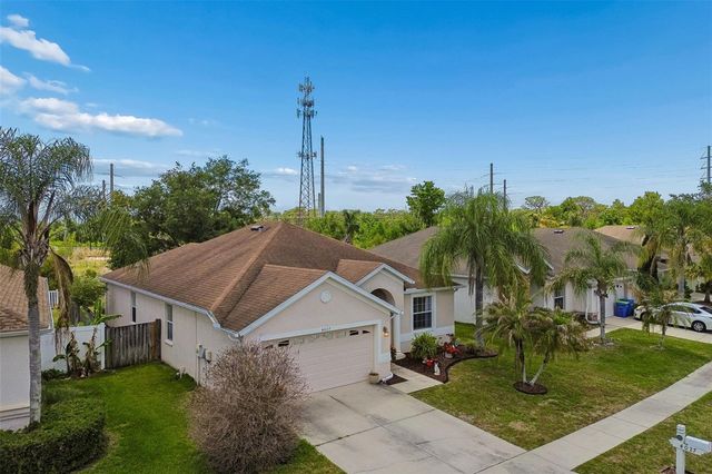 4027 LANGDRUM DRIVE, Wesley Chapel, FL 33543
