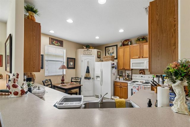 4027 LANGDRUM DRIVE, Wesley Chapel, FL 33543