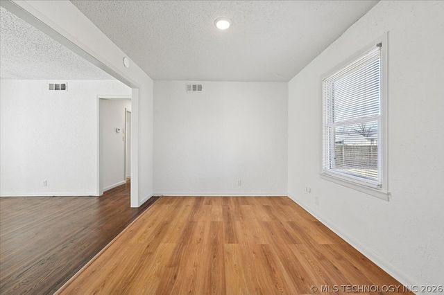 5510 S Boston Place, Tulsa, OK 74105