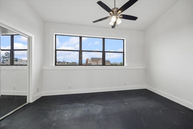 1518 Washington Avenue C, Houston, TX 77007