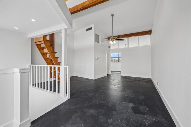 1518 Washington Avenue C, Houston, TX 77007