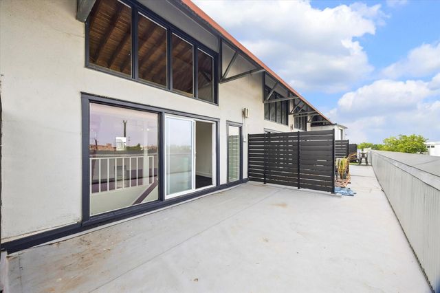 1518 Washington Avenue C, Houston, TX 77007