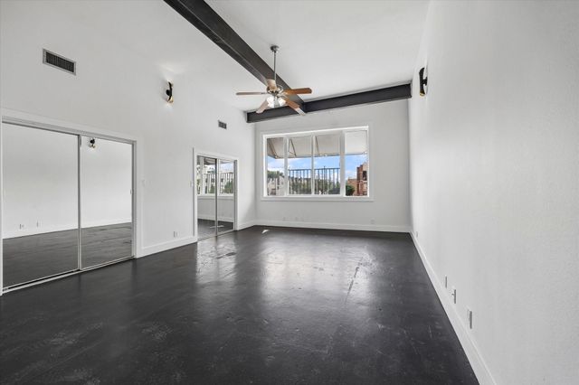 1518 Washington Avenue C, Houston, TX 77007