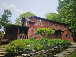 139 Pheasant Run Road, Middlefield, NY 13326