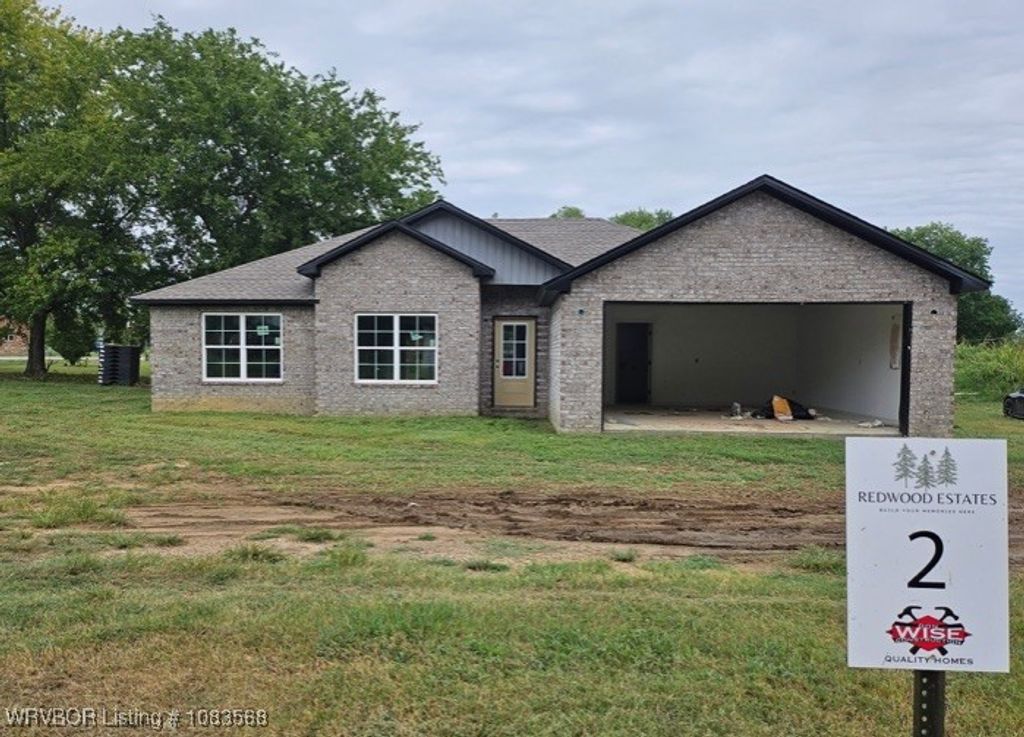 414 N Dogwood Avenue, Sallisaw, OK 74955