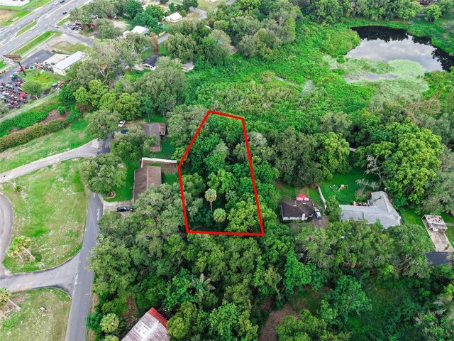 E FRUITLAND STREET, Fruitland Park, FL 34731